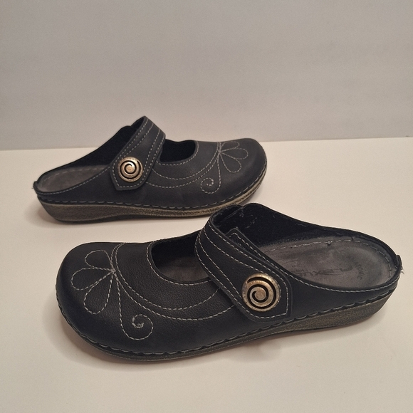 Flex US Sandals - Picture 1 of 8
